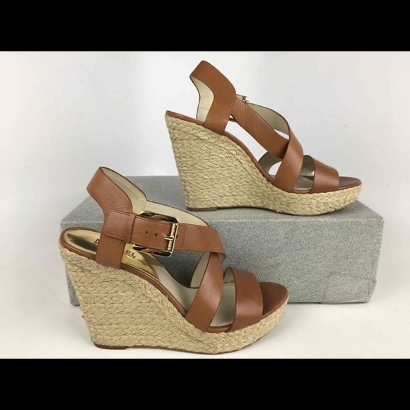 Michael Kors High Jeep sandal Size 10 - Picture 1 of 4